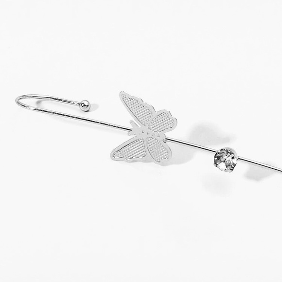 ⚜️[𝟯/$𝟭𝟴]⚜️Butterfly Silver Rhinestone Ear Hook NEW - Picture 7 of 10